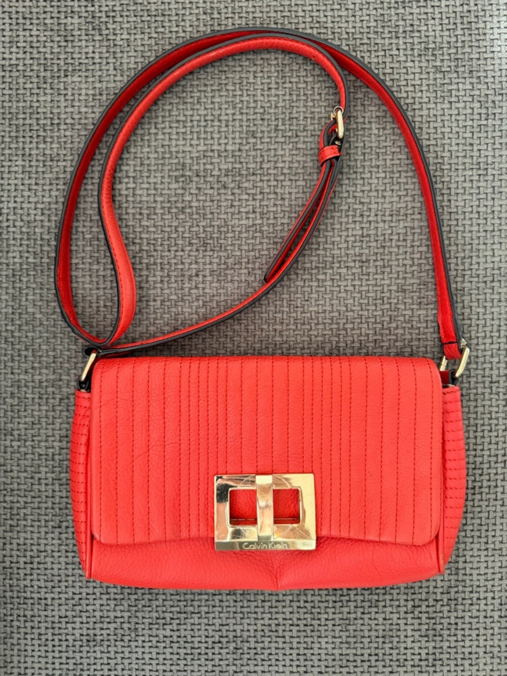 Calvin Klein Leather Crossbody Red Small Handbag Gold Turn Lock Quilted Flap Bag